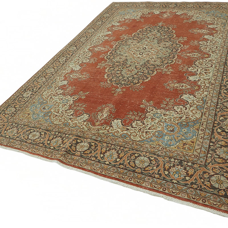 Vintage Hand-Knotted Oriental Rug - 6' 11" x 10' 7" (83" x 127") - K0087668