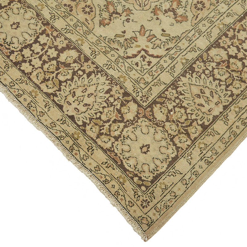 Vintage Hand-Knotted Oriental Rug - 6' 9" x 9' 11" (81" x 119") - K0087670