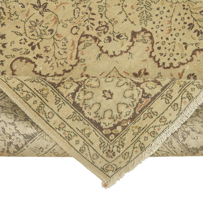 Vintage Hand-Knotted Oriental Rug - 6' 9" x 9' 11" (81" x 119") - K0087670