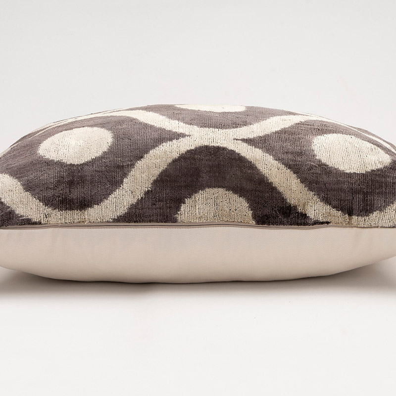 Velvet Ikat Pillow Cover - 2'  x 1' 4" (24" x 16") - K0087759