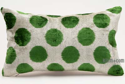 Velvet Ikat Pillow Cover - 1' 8" x 1'  (20" x 12")