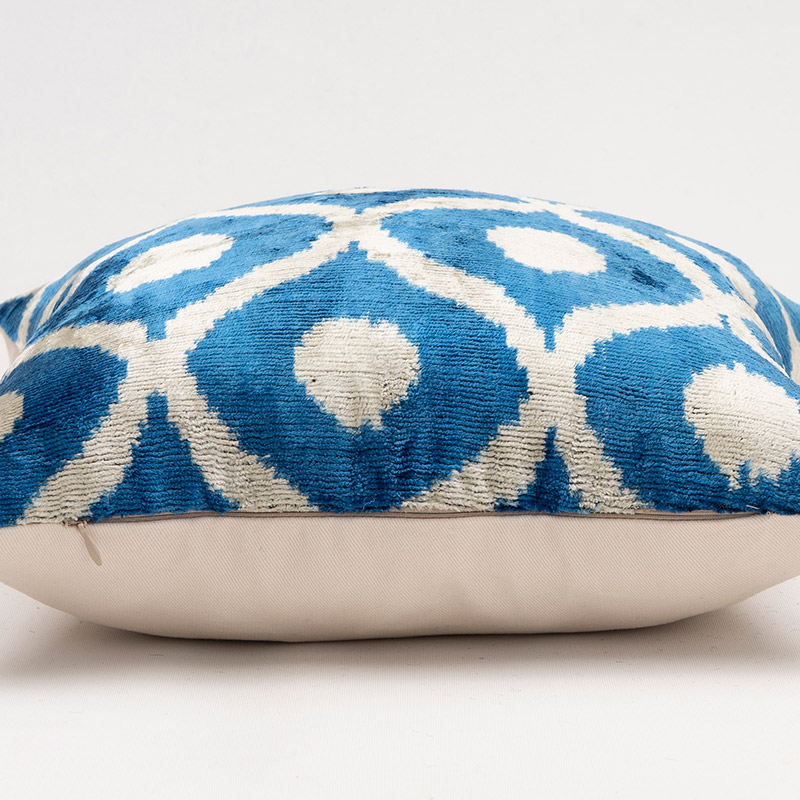 Velvet Ikat Pillow Cover - 1' 4" x 1' 4" (16" x 16") - K0087771
