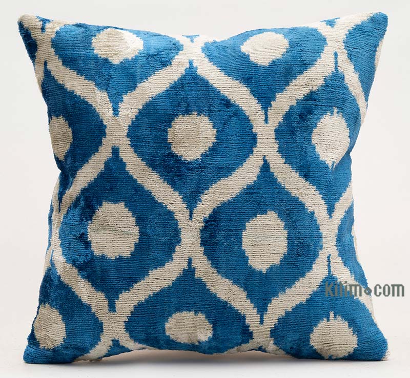 Velvet Ikat Pillow Cover - 1' 4" x 1' 4" (16" x 16") - K0087771