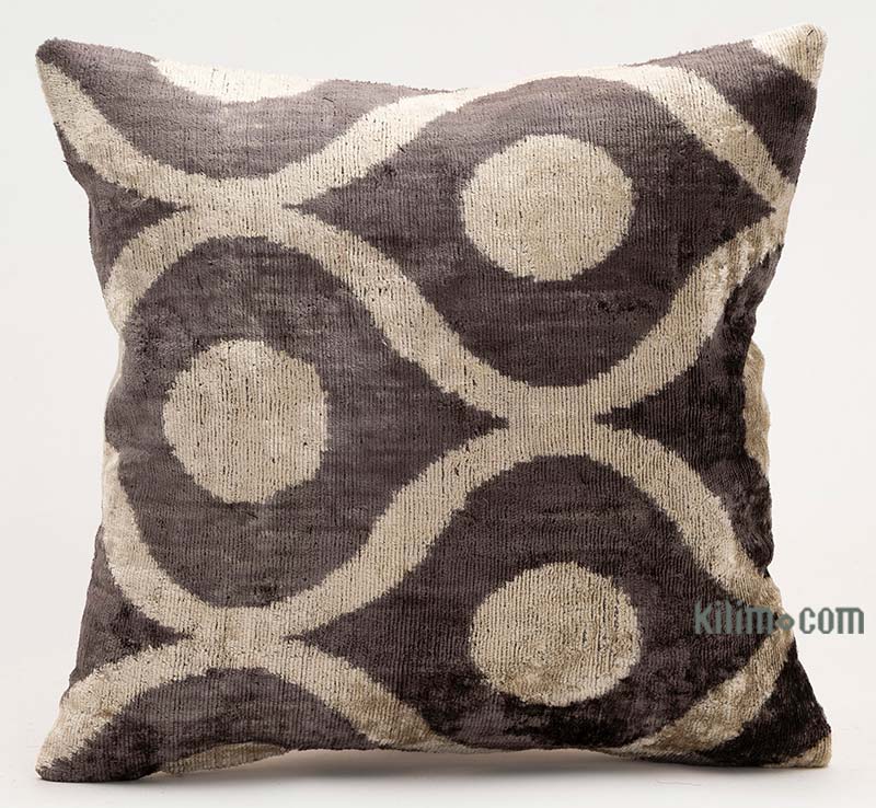Velvet Ikat Pillow Cover - 1' 4" x 1' 4" (16" x 16") - K0087772