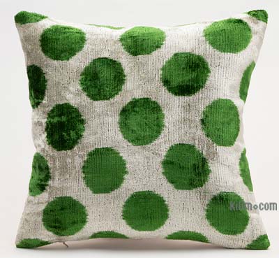 Velvet Ikat Pillow Cover - 1' 4" x 1' 4" (16" x 16")