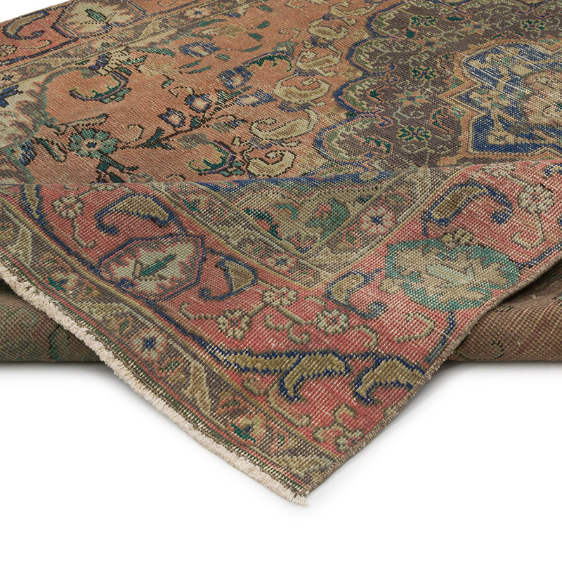 Vintage Turkish Hand-Knotted Rug - 5' 11" x 9' 3" (71" x 111") - K0087805