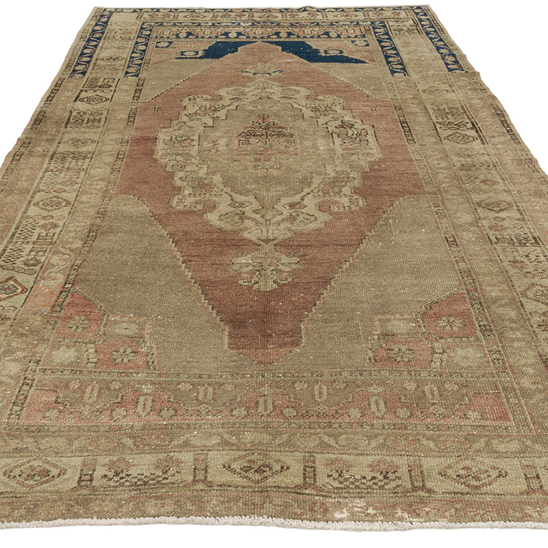 Vintage Turkish Hand-Knotted Rug - 5' 1" x 9' 10" (61" x 118") - K0087820