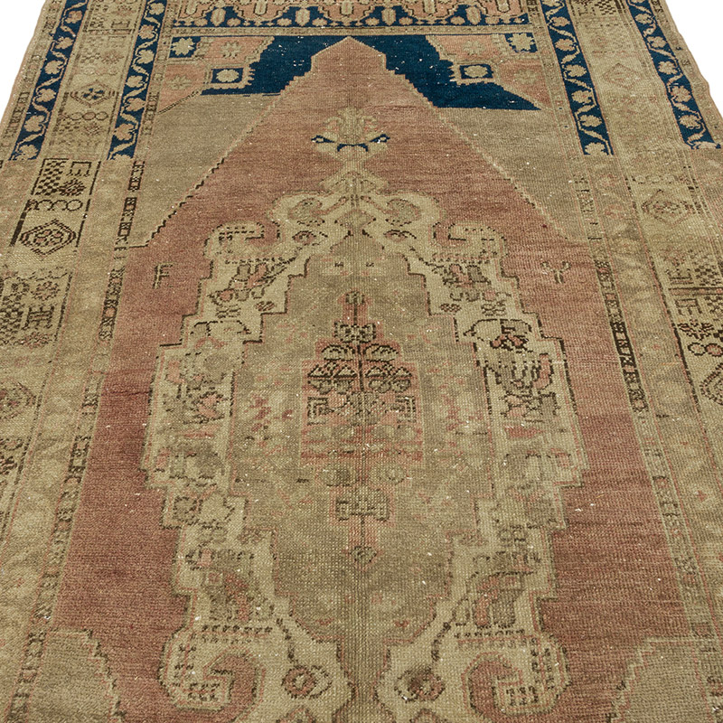 Vintage Turkish Hand-Knotted Rug - 5' 1" x 9' 10" (61" x 118") - K0087820