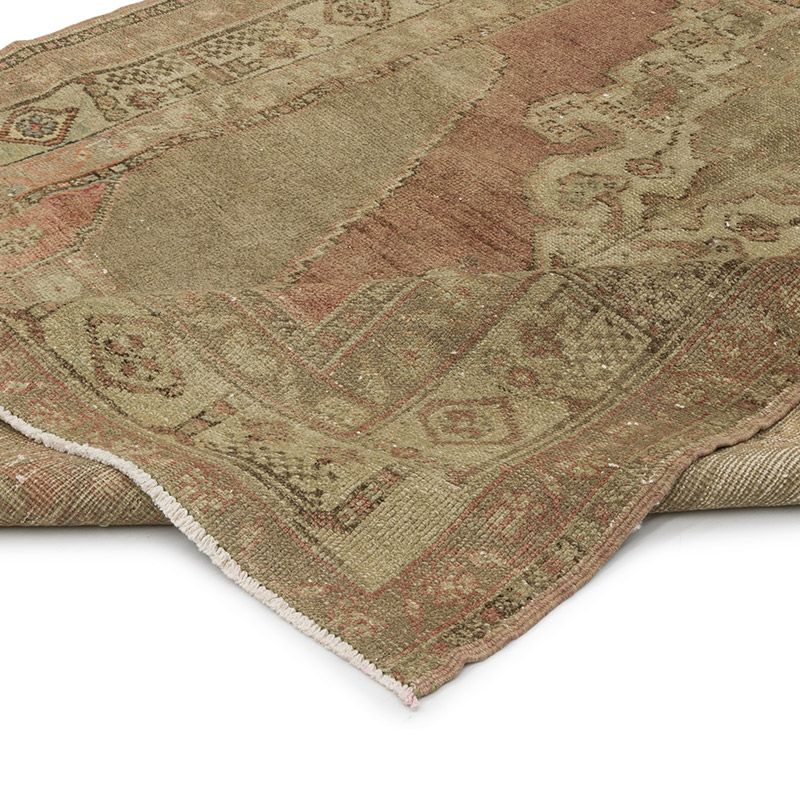 Vintage Turkish Hand-Knotted Rug - 5' 1" x 9' 10" (61" x 118") - K0087820