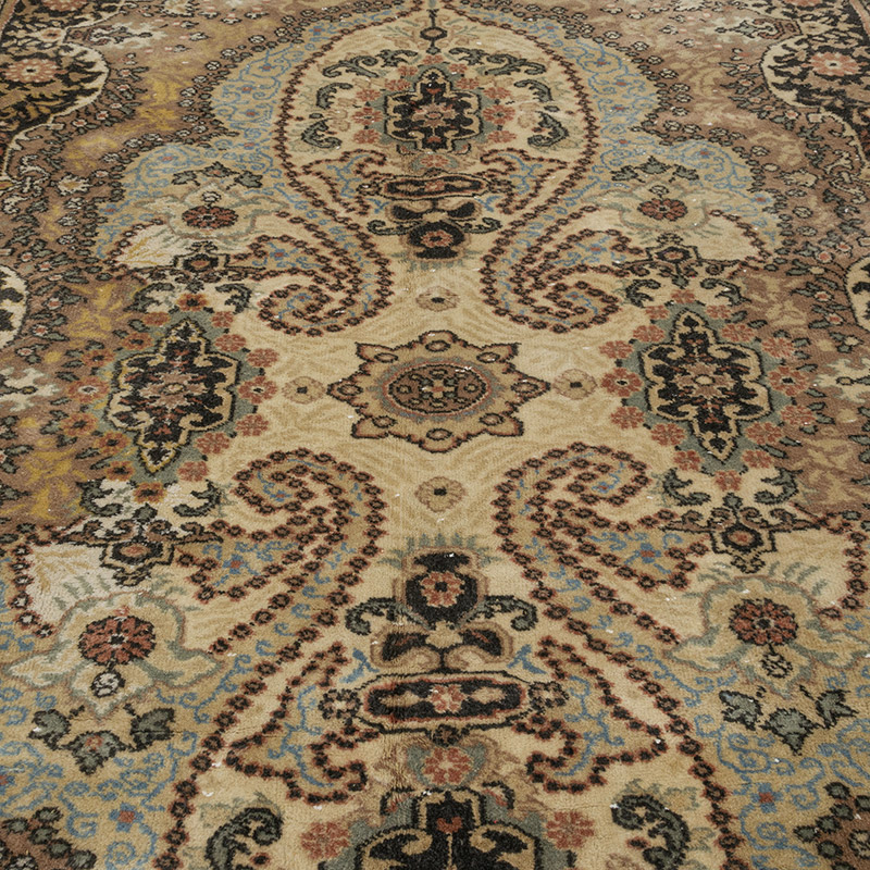 Vintage Turkish Hand-Knotted Rug - 6' 9" x 9' 9" (81" x 117") - K0087821