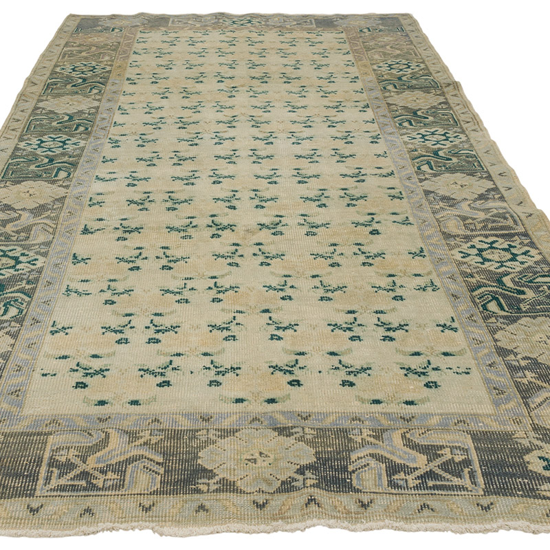Vintage Turkish Hand-Knotted Rug - 5' 1" x 9' 2" (61" x 110") - K0087828