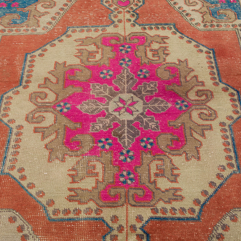 Vintage Turkish Hand-Knotted Rug - 4' 6" x 7' 1" (54" x 85") - K0087843