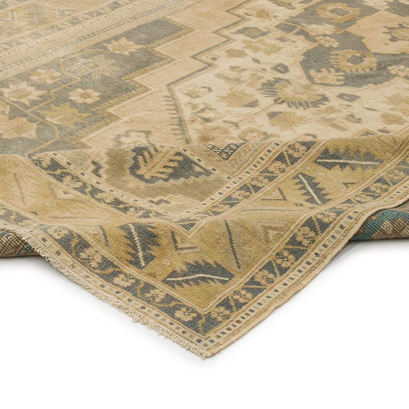 Vintage Turkish Hand-Knotted Rug - 5' 9" x 9' 9" (69" x 117") - K0087844