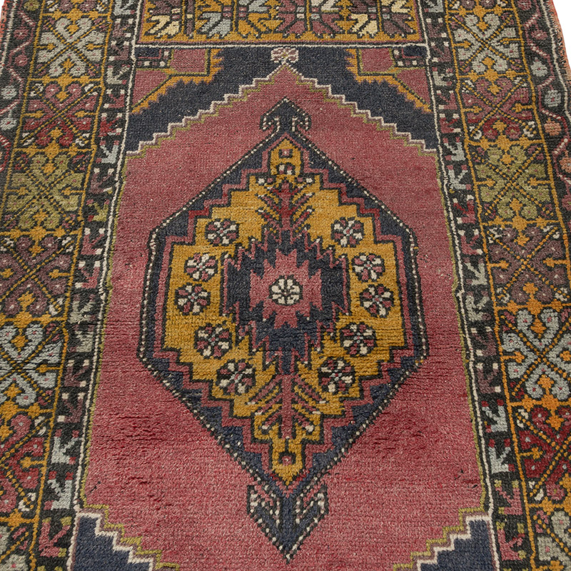 Vintage Turkish Hand-Knotted Rug - 3' 3" x 5' 7" (39" x 67") - K0087848