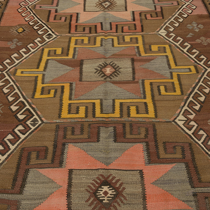 Vintage Kars Kilim Rug - 5' 8" x 10' 2" (68" x 122") - K0087948