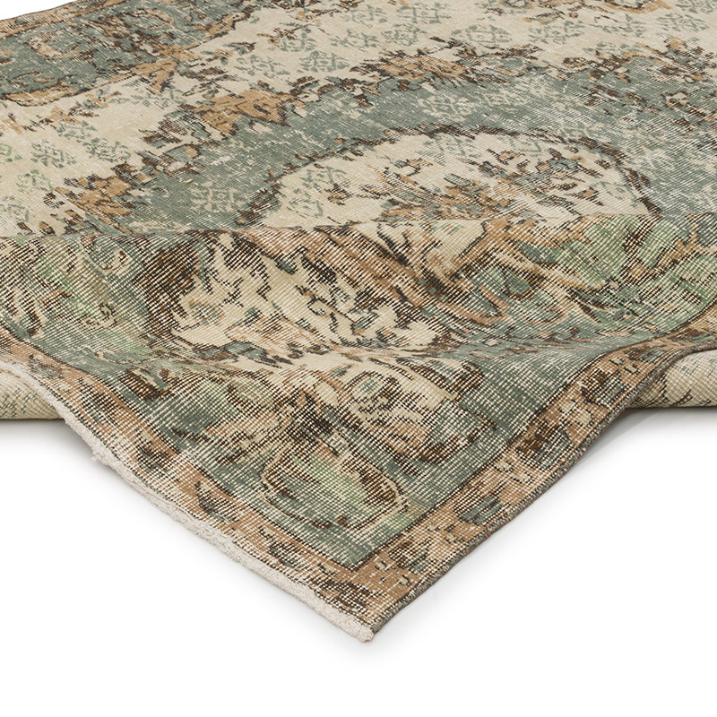 Vintage Turkish Hand-Knotted Rug - 6' 9" x 8' 3" (81" x 99") - K0088020