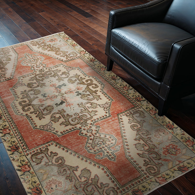 Vintage Turkish Hand-Knotted Rug - 4' 3" x 6' 7" (51" x 79") - K0088035