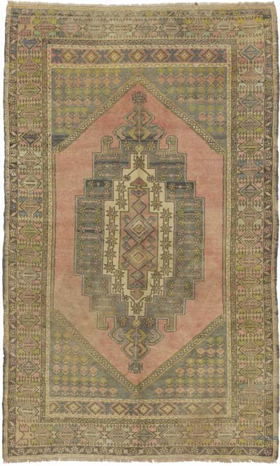 El Dokuma Vintage Halı - 137 cm x 226 cm