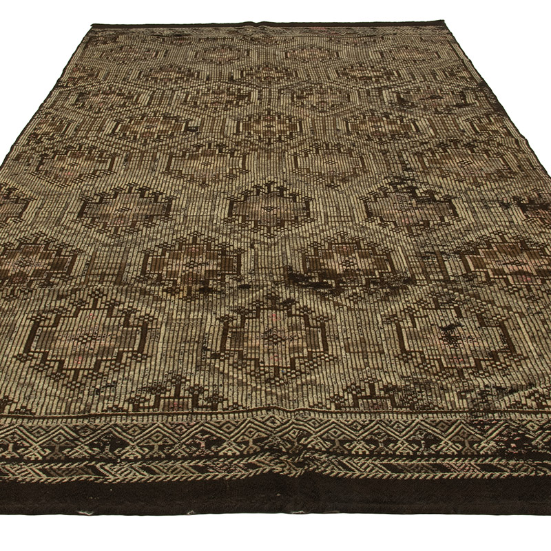 Vintage Anatolian Jijim Rug - 5' 8" x 11' 3" (68" x 135") - K0088358