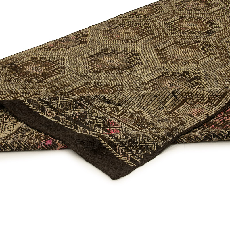 Vintage Anatolian Jijim Rug - 5' 8" x 11' 3" (68" x 135") - K0088358