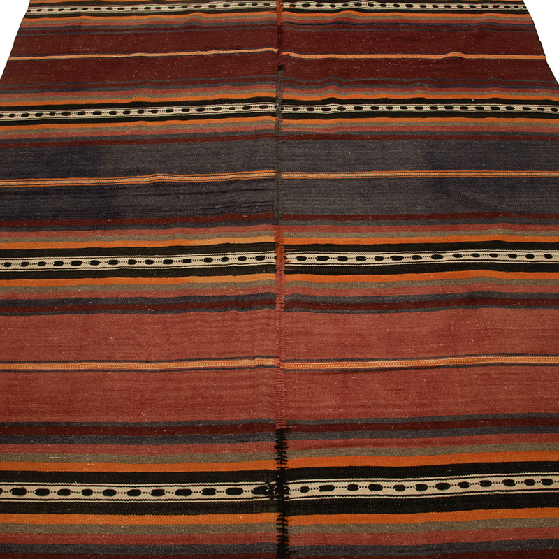Vintage Anatolian Kilim Rug - 4' 8" x 8' 5" (56" x 101") - K0088372