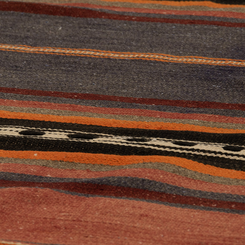 Vintage Anatolian Kilim Rug - 4' 8" x 8' 5" (56" x 101") - K0088372