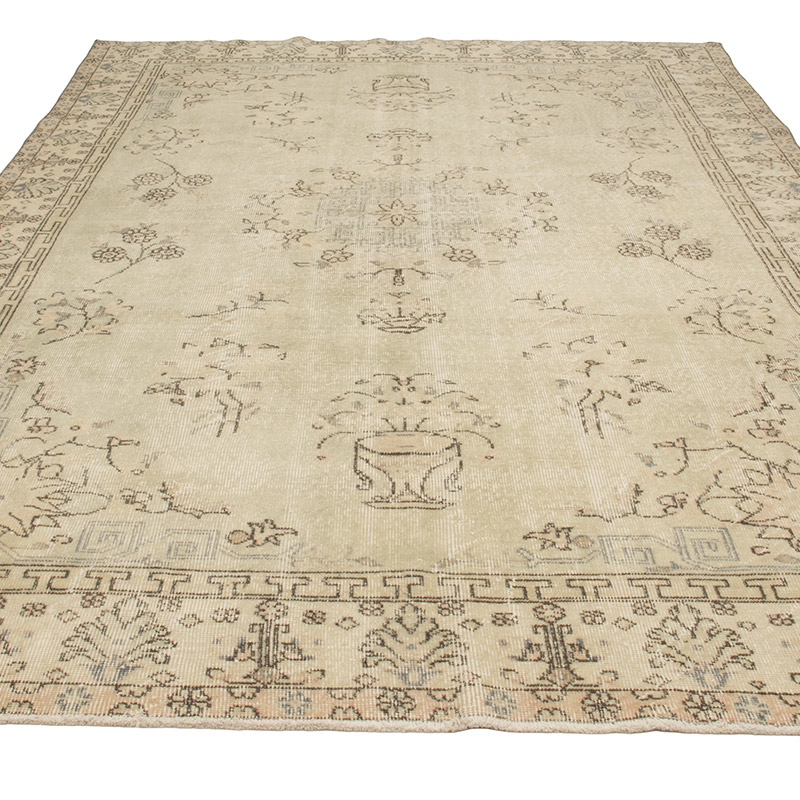 Vintage Turkish Hand-Knotted Rug - 6' 11" x 10' 2" (83" x 122") - K0088378