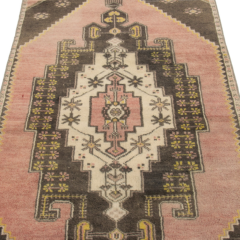 Vintage Turkish Hand-Knotted Rug - 2' 11" x 7' 7" (35" x 91") - K0088392