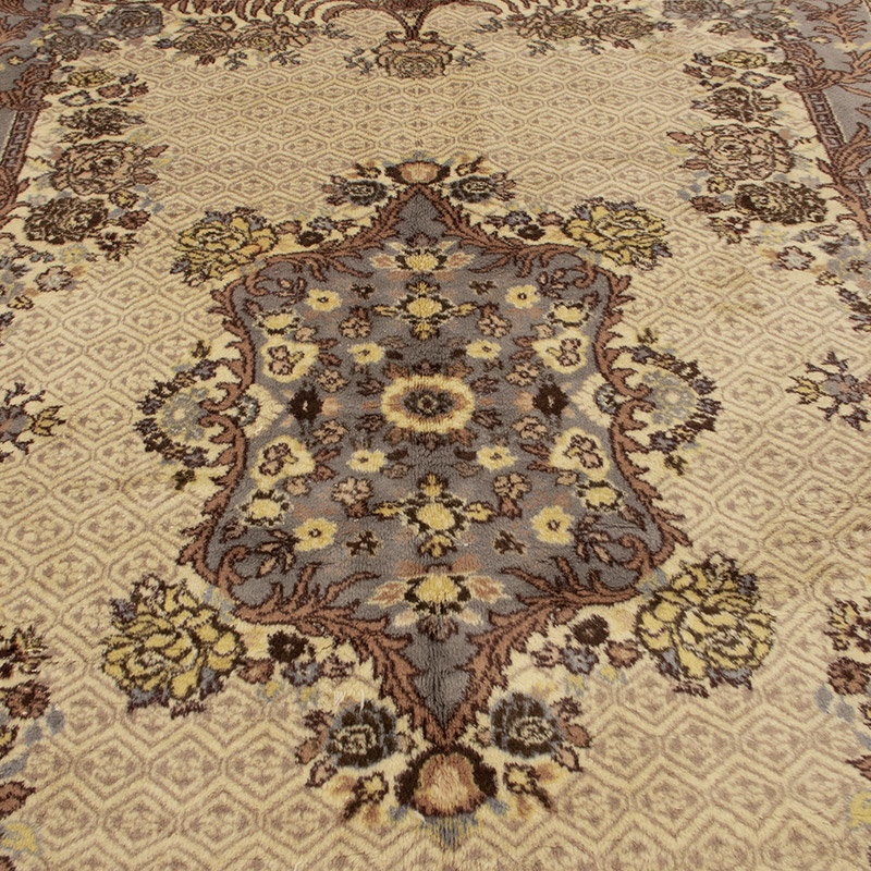 Vintage Turkish Hand-Knotted Rug - 5' 11" x 8' 10" (71" x 106") - K0088405