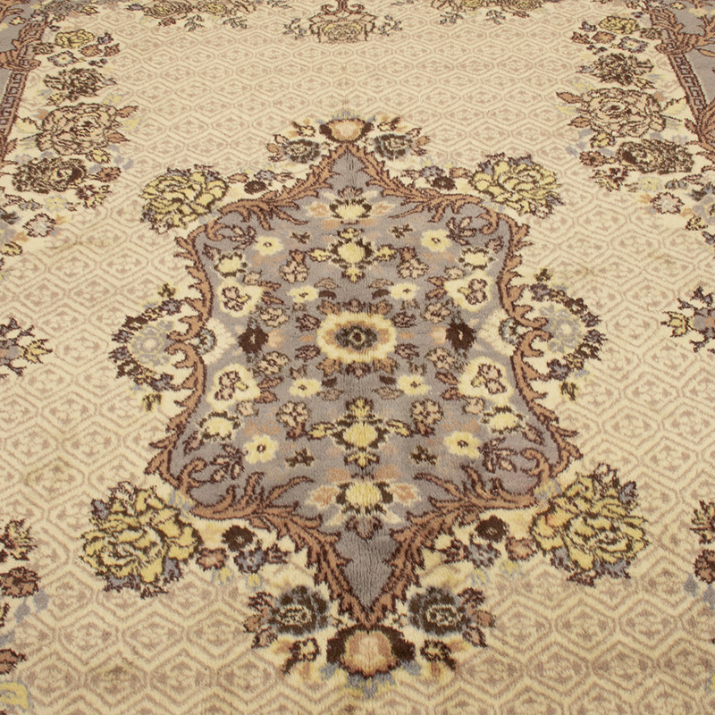 Vintage Turkish Hand-Knotted Rug - 5' 11" x 8' 10" (71" x 106") - K0088405