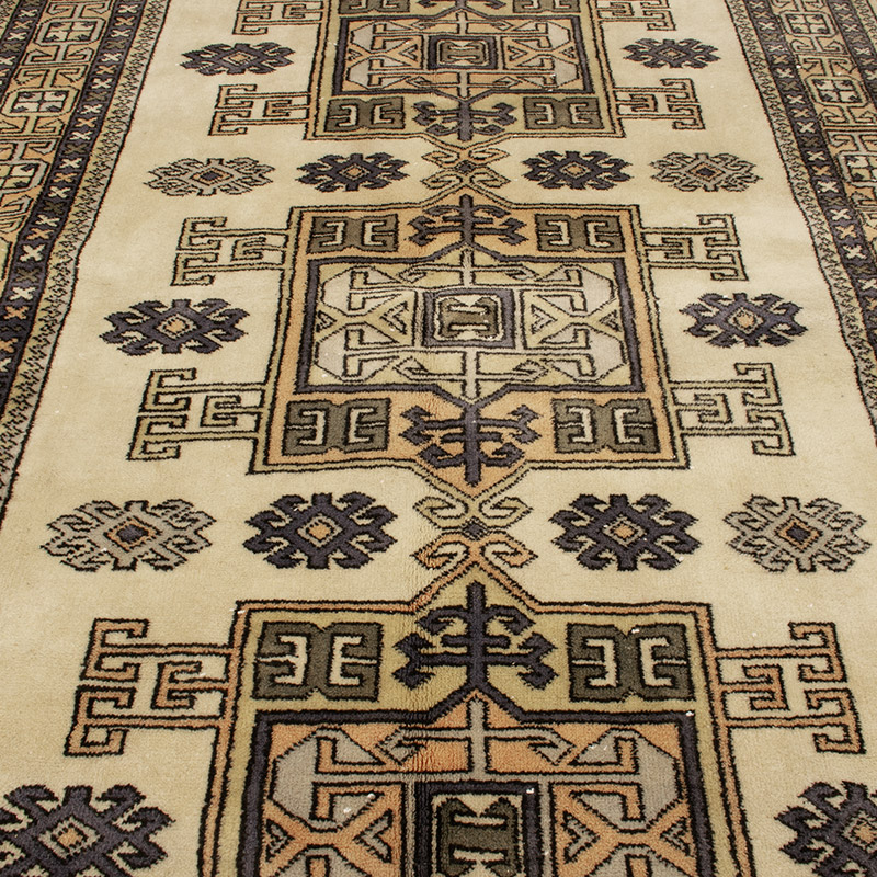 Vintage Turkish Hand-Knotted Rug - 5' 7" x 8' 8" (67" x 104") - K0088408