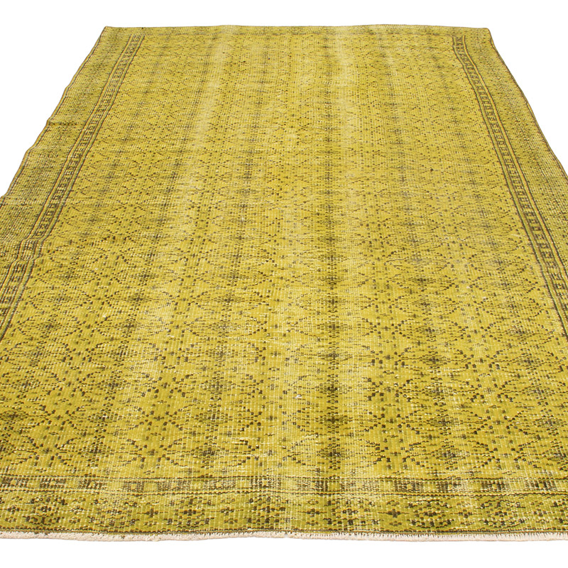 Over-dyed Vintage Hand-Knotted Turkish Rug - 5' 3" x 9' 2" (63" x 110") - K0088445