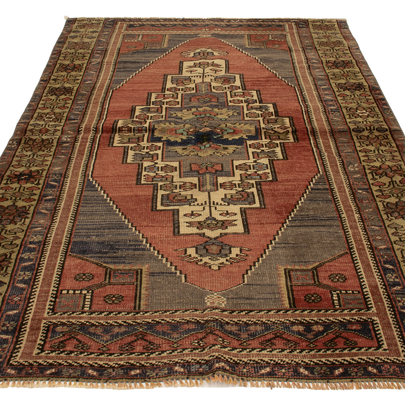 Vintage Turkish Hand-Knotted Rug - 4' 4" x 6' 9" (52" x 81") - K0088473