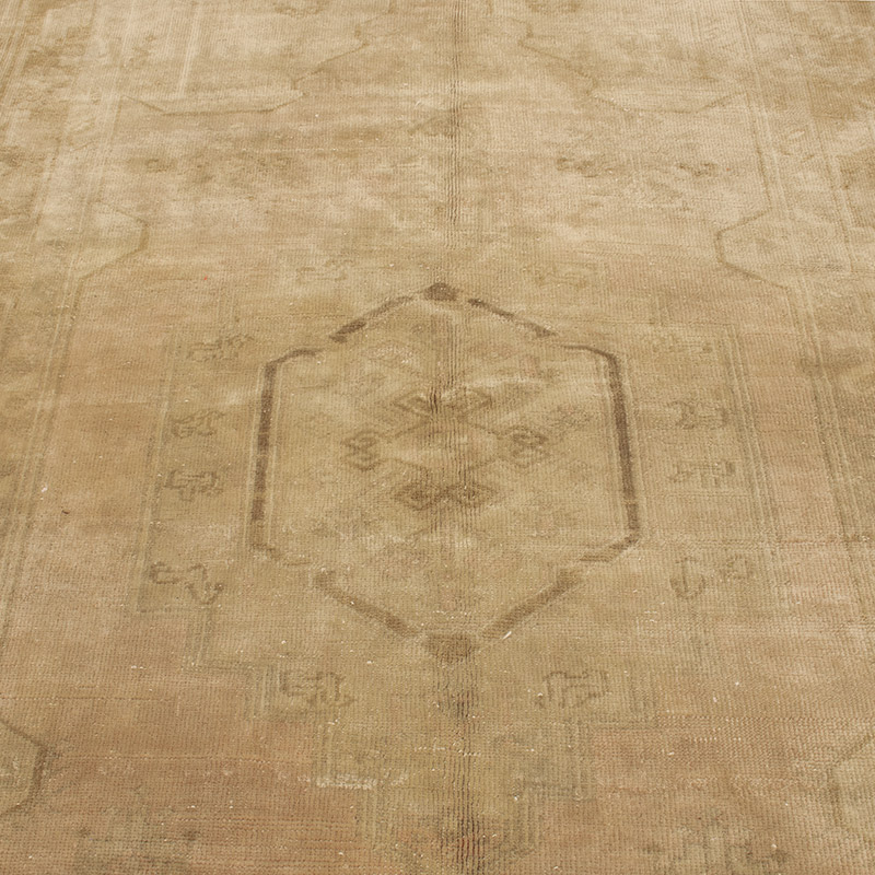 Vintage Turkish Hand-Knotted Rug - 4' 4" x 7' 4" (52" x 88") - K0088478