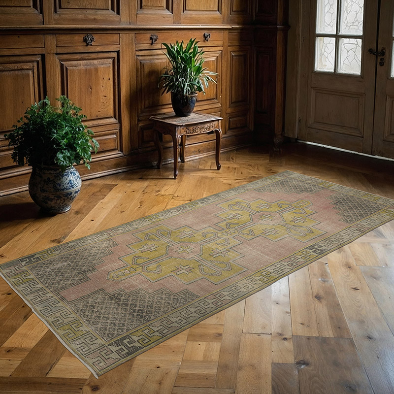 Vintage Turkish Hand-Knotted Rug - 4'  x 8' 9" (48" x 105") - K0088974