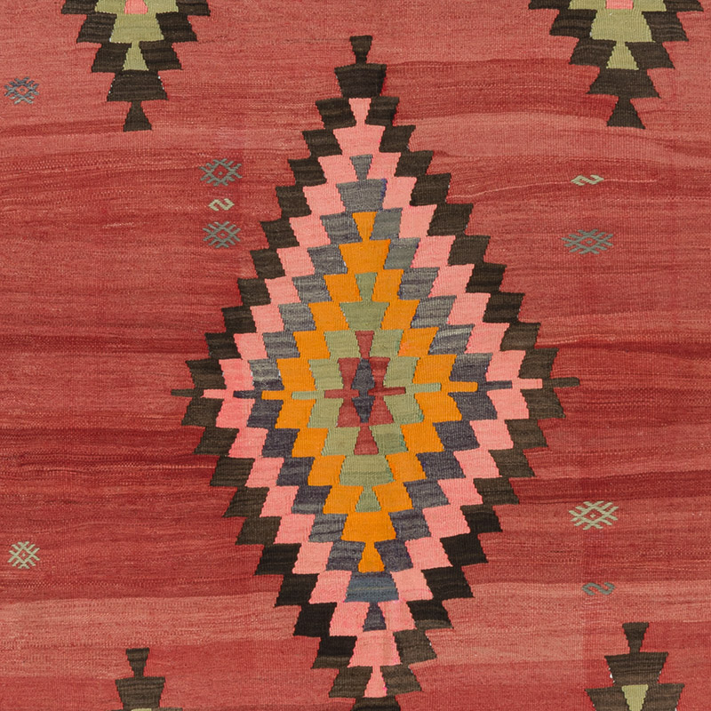 Vintage Mihalic Kilim Rug - 5' 6" x 9' 1" (66" x 109") - K0088991