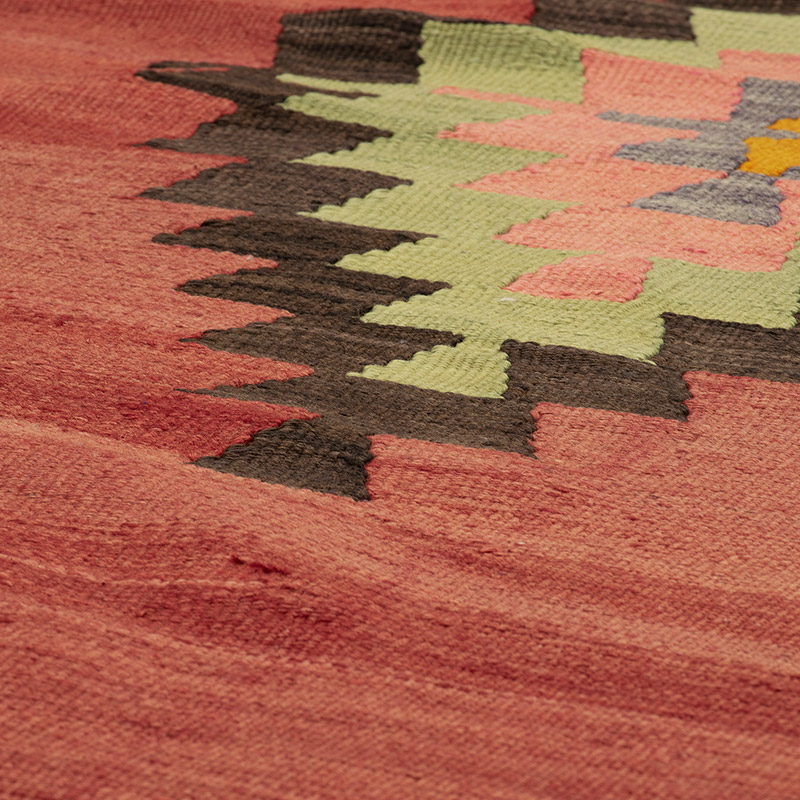 Vintage Mihalic Kilim Rug - 5' 6" x 9' 1" (66" x 109") - K0088991
