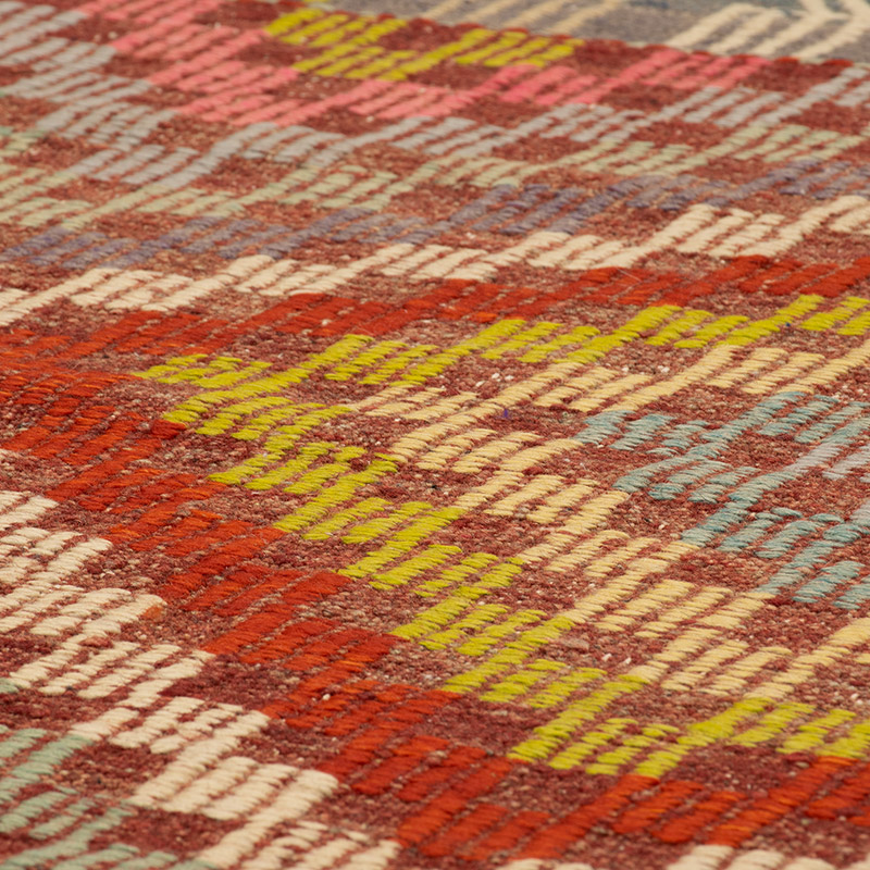 Vintage Anatolian Jijim Rug - 6' 8" x 9' 2" (80" x 110") - K0089003