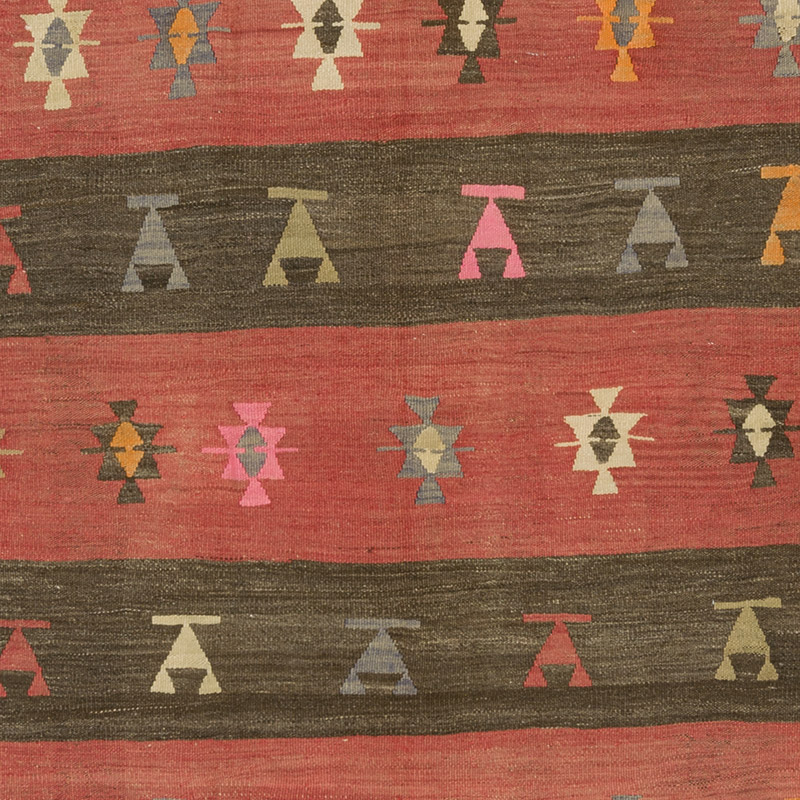 Vintage Mihalic Kilim Rug - 6' 2" x 9' 1" (74" x 109") - K0089008