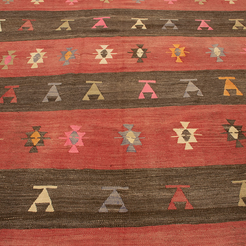 Vintage Mihalic Kilim Rug - 6' 2" x 9' 1" (74" x 109") - K0089008