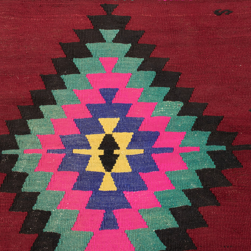 Vintage Mihalic Kilim Rug - 2' 9" x 3' 1" (33" x 37") - K0089055
