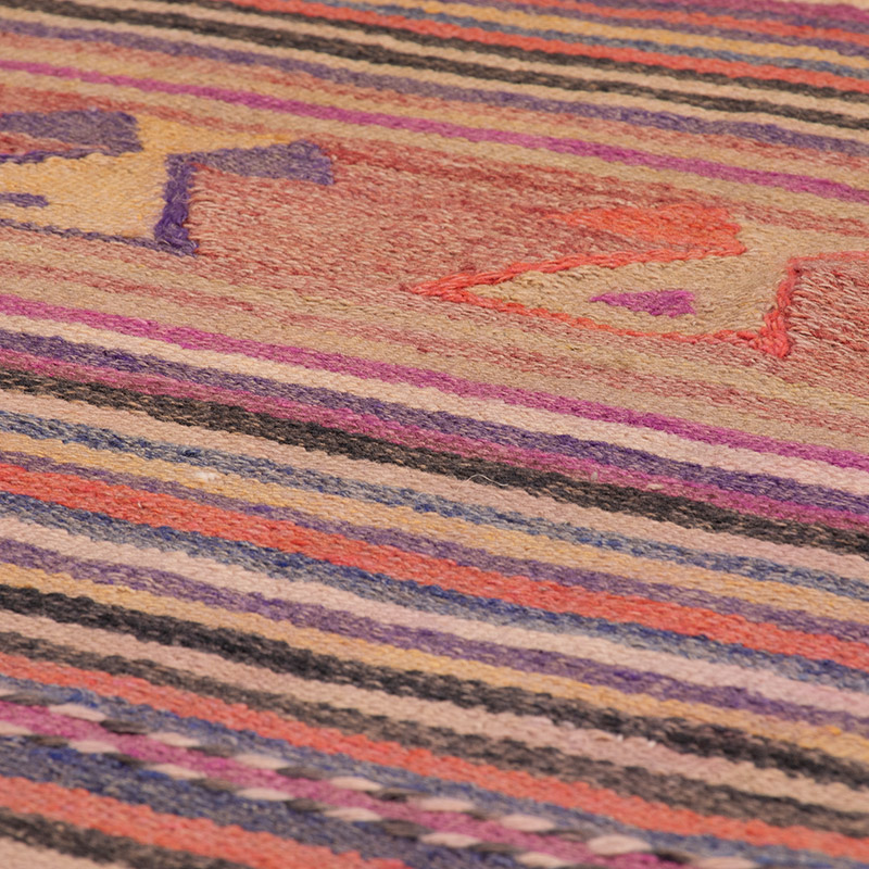 Vintage Balikesir Kilim Rug - 4' 5" x 4' 11" (53" x 59") - K0089109
