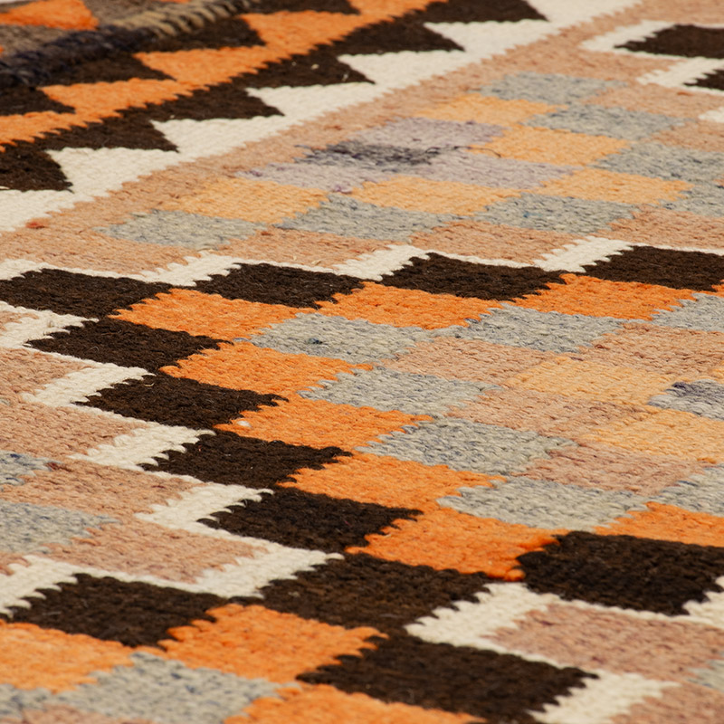Vintage Turkish Kilim Rug - 6' 1" x 10' 3" (73" x 123") - K0089137