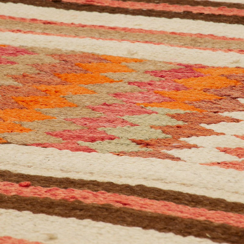 Vintage Turkish Kilim Rug - 6'  x 10' 3" (72" x 123") - K0089140