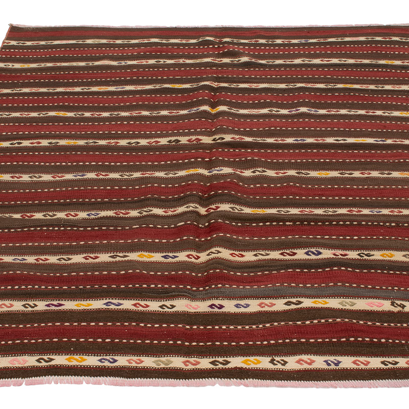 Vintage Turkish Kilim Rug - 4' 8" x 5' 7" (56" x 67") - K0089153