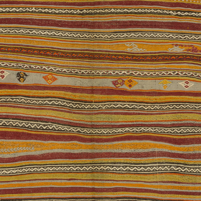 Vintage Konya Kilim Rug - 4' 6" x 7' 1" (54" x 85") - K0089156