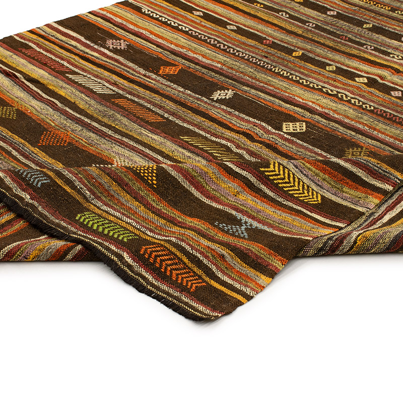 Vintage Turkish Kilim Rug - 6' 1" x 10' 10" (73" x 130") - K0089175