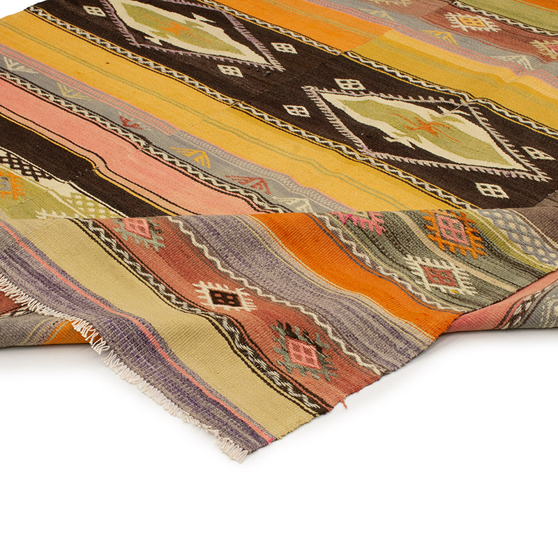 Vintage Manisa Kilim Rug - 5' 3" x 7' 1" (63" x 85") - K0089177