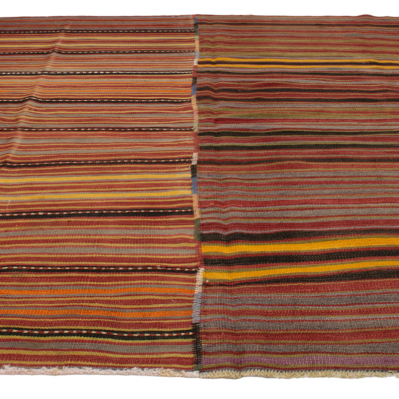Vintage Turkish Kilim Rug - 8' 10" x 8' 8" (106" x 104") - K0089197