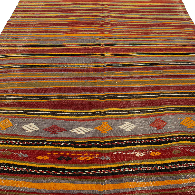Vintage Turkish Kilim Rug - 5' 1" x 8' 9" (61" x 105") - K0089208